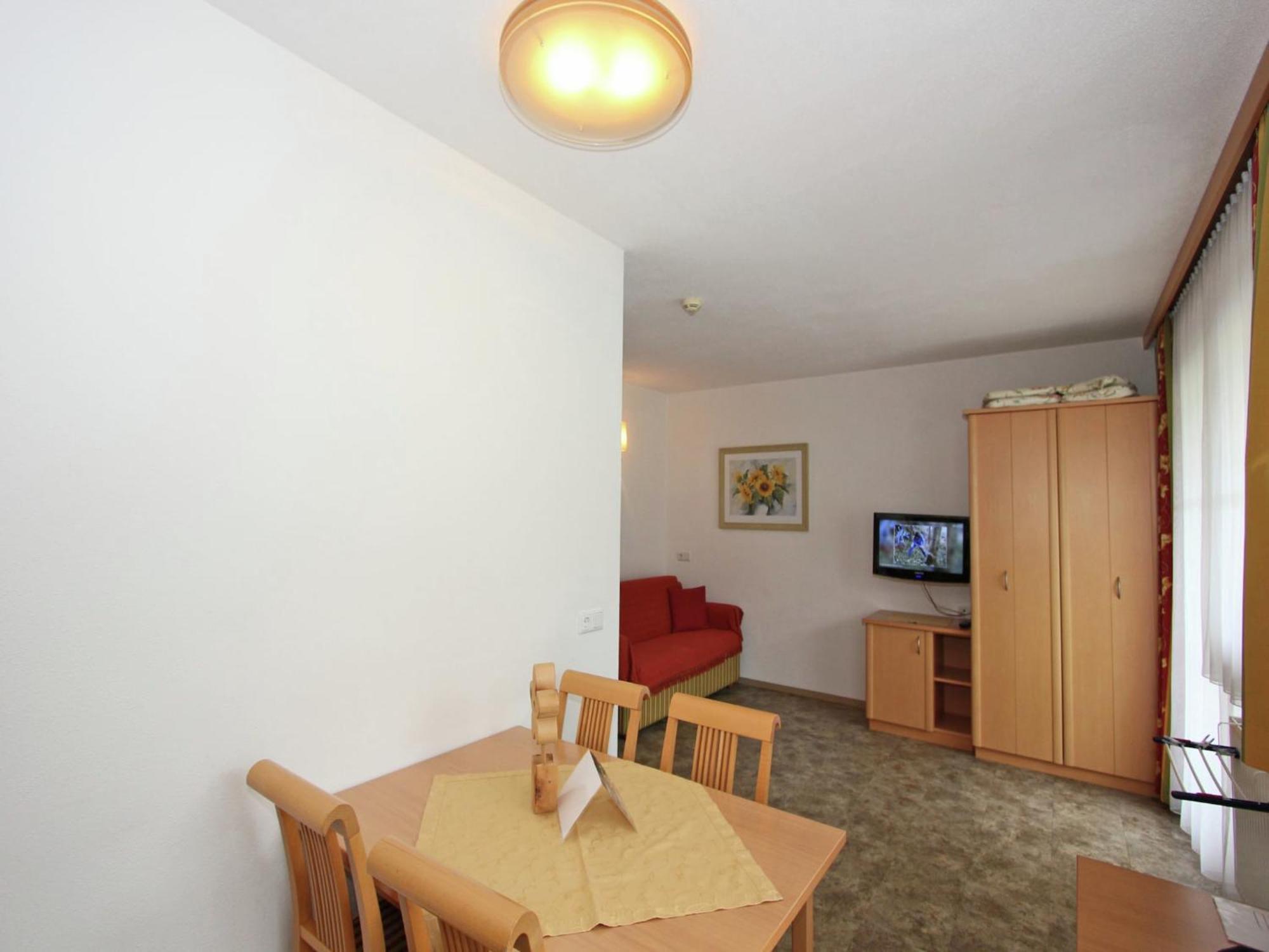 Attractive Holiday Home In Kaltenbach On The Ski Slope Штумм Екстер'єр фото