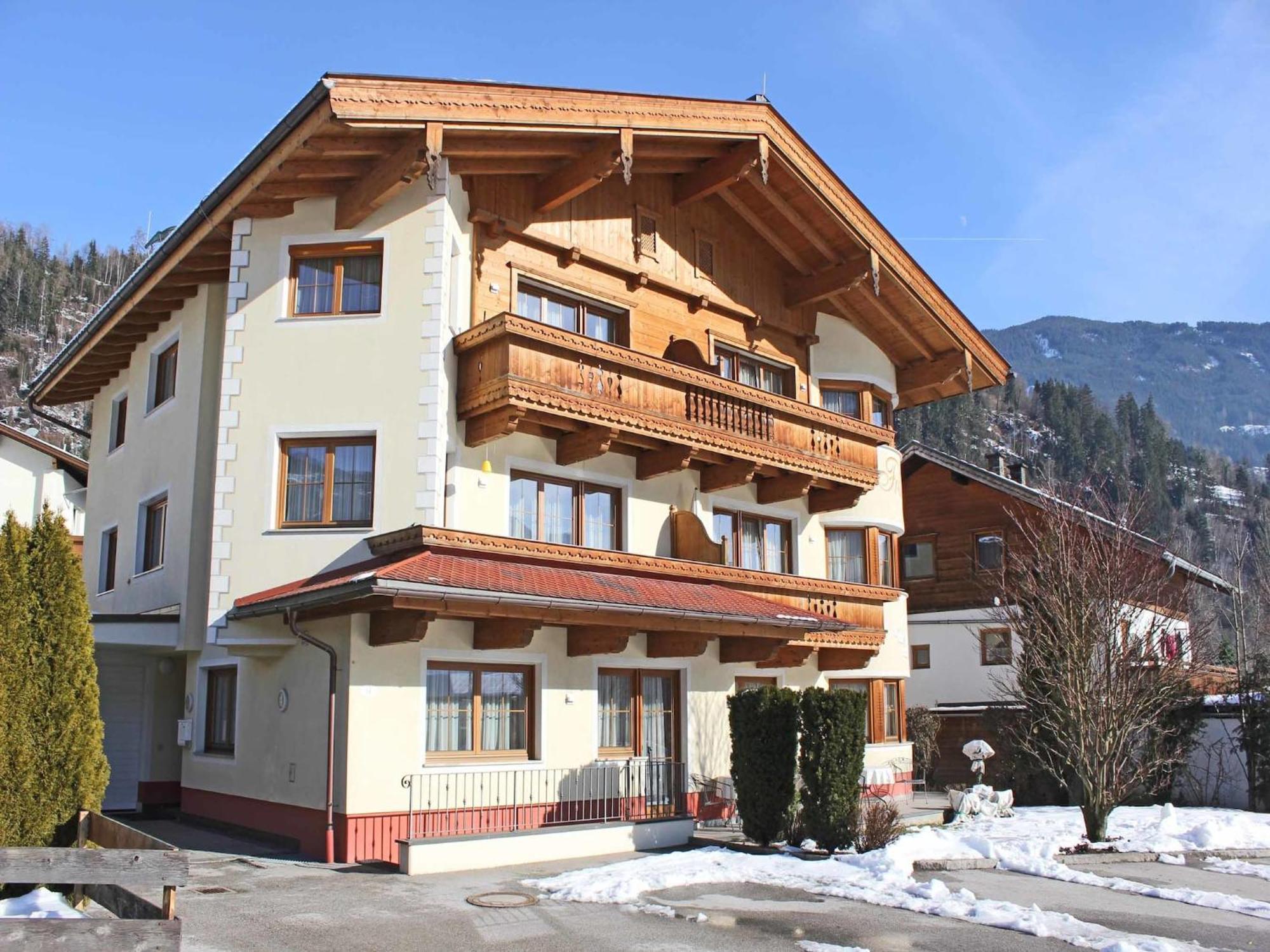 Attractive Holiday Home In Kaltenbach On The Ski Slope Штумм Екстер'єр фото